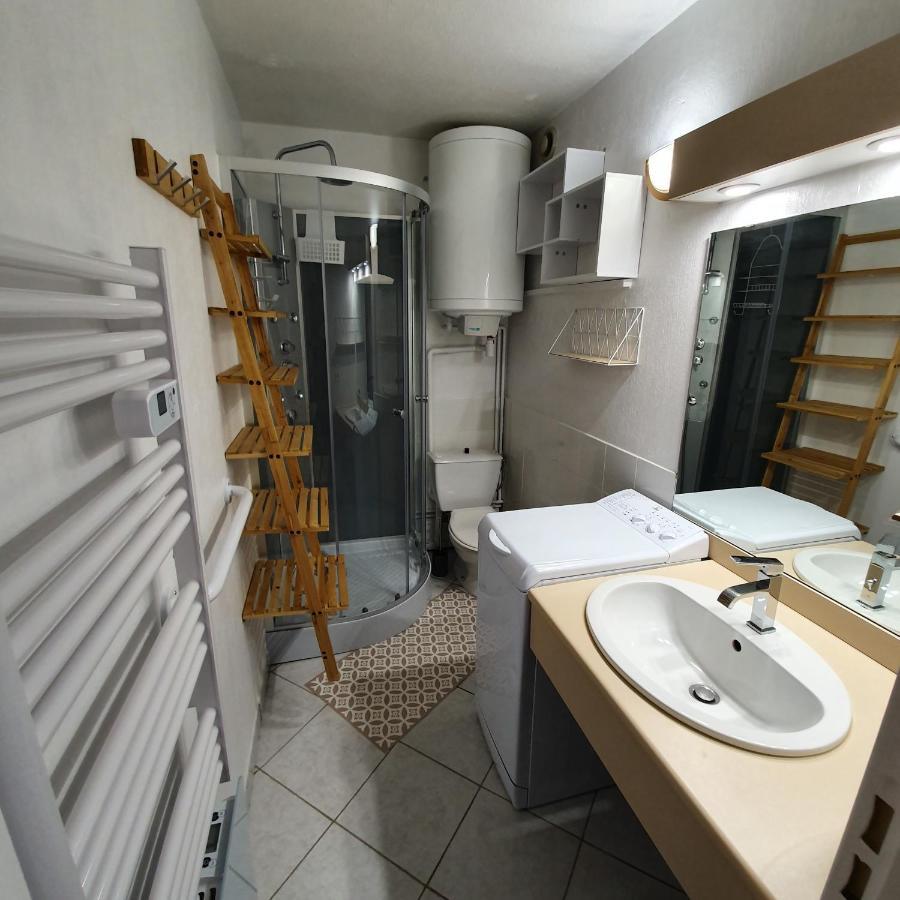 Apt Cosy, 4 Pers, Plein Centre Ville, Parking Offert Font-Romeu-Odeillo-Via Exterior photo
